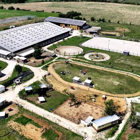 Parque de Campismo Roulotte Confort Au Milieu Des Animaux Burthecourt-aux-Chenes